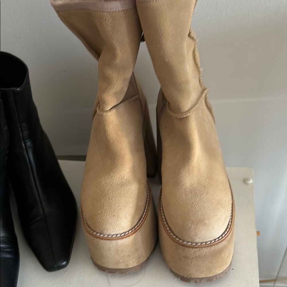 NWOT Tan Platform Suede free people boots